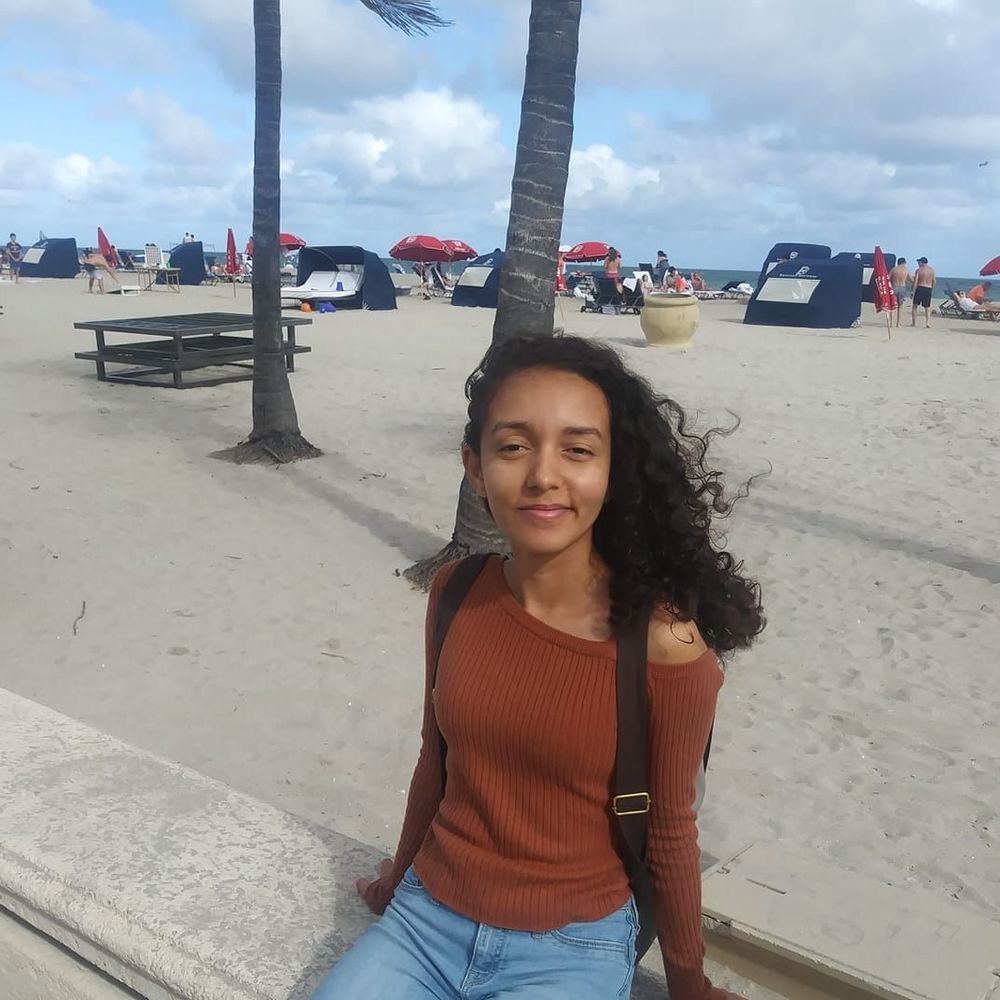 Meet your Posher, Nicole